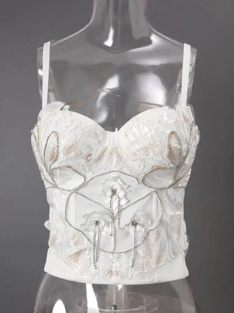 DEAT Fashion Fishbone Embroidery Lace Waist-sliming Tank Tops Women’s Pearl Embroidery Backless Sleeveless Camis Summer New