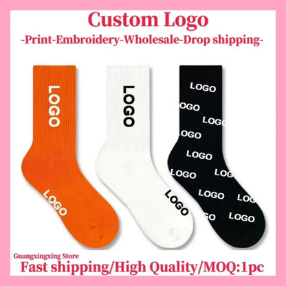 Customized socks for men and women can be customized logo printed embroidery boat socks and stockings.