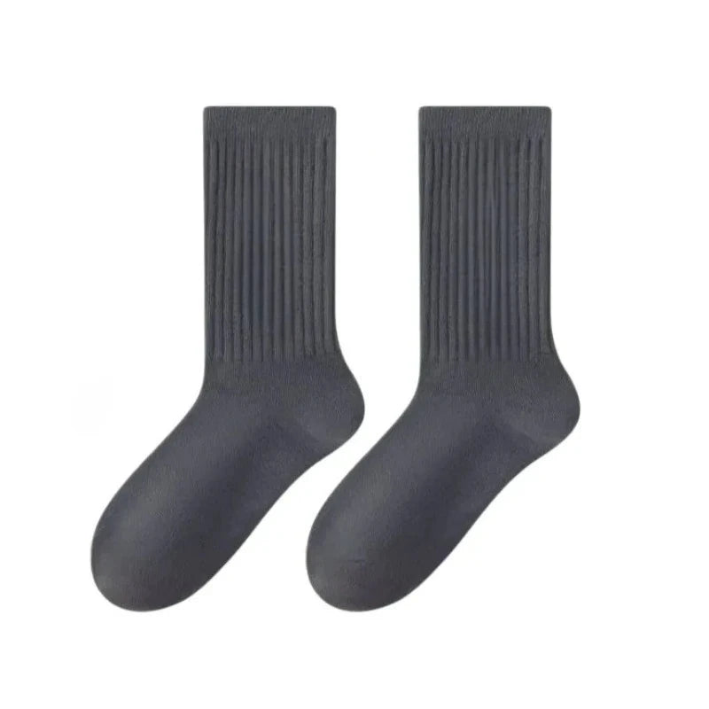 Customized socks for men and women can be customized logo printed embroidery boat socks and stockings.