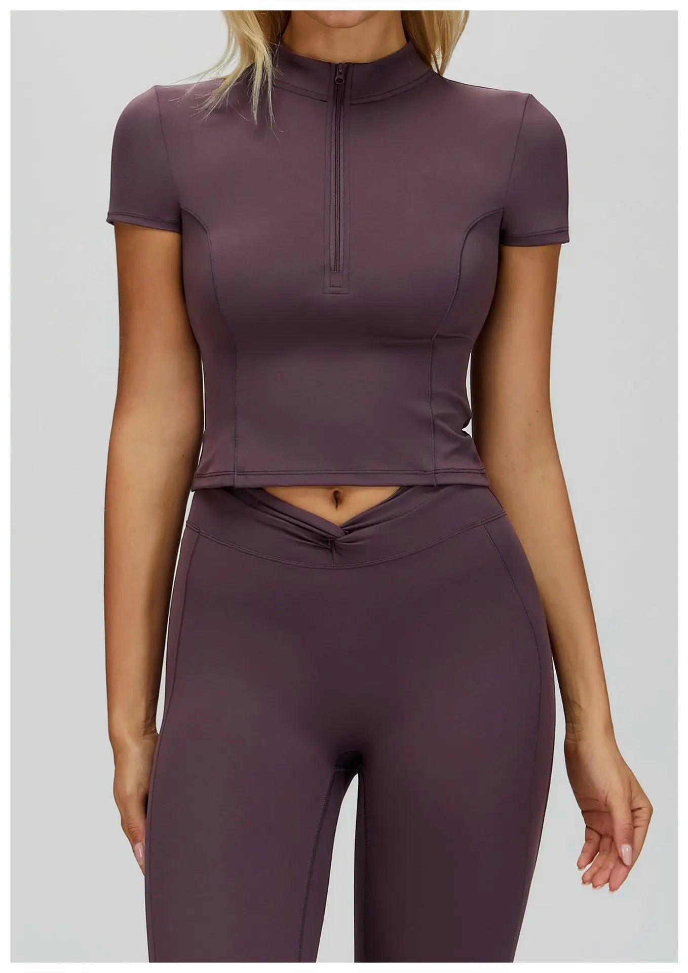 Custom LOGO Women's Yoga Short Sleeve Stand-up Neck Zipper Skinny Sports Short Sleeve Outdoor Running Fitness Top