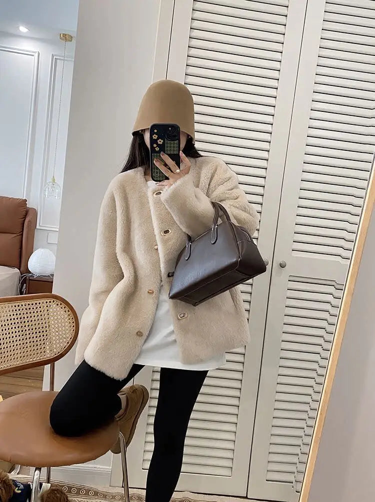 Lamb Fur Jacket for Women Pure Wool Fur Coats Particle Sheep Fleece Gold Buckle Composite Fur Integrated Women's Winter Coat FCY